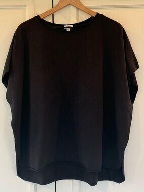 Dylan raw edge top in black, size S